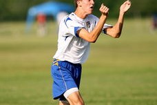 九游娱乐官网-中国足球阵型变化中球员角色适应度,中国队足球阵型